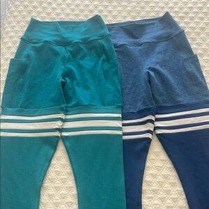 Bombshell athletic leggings teal and blue